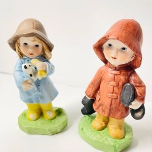 Vintage UCGC rainy day Figures